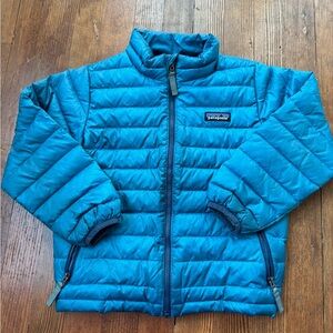 Patagonia puffer jacket (5T)
